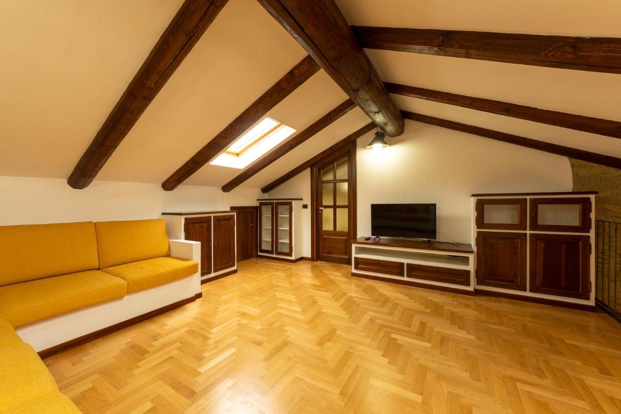 La Morra Flats Apartment ภายนอก รูปภาพ