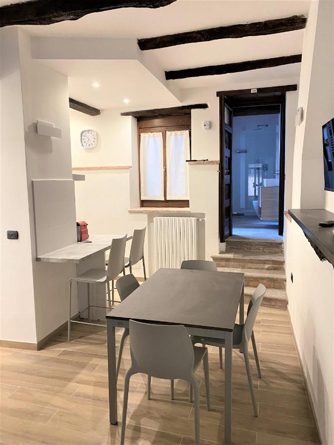 La Morra Flats Apartment ภายนอก รูปภาพ